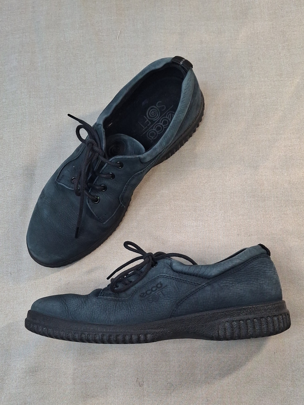 ECCO Soft Navy Blue Suede Sneakers Womens Size 9 - 9.5 / EU 40 Portugal